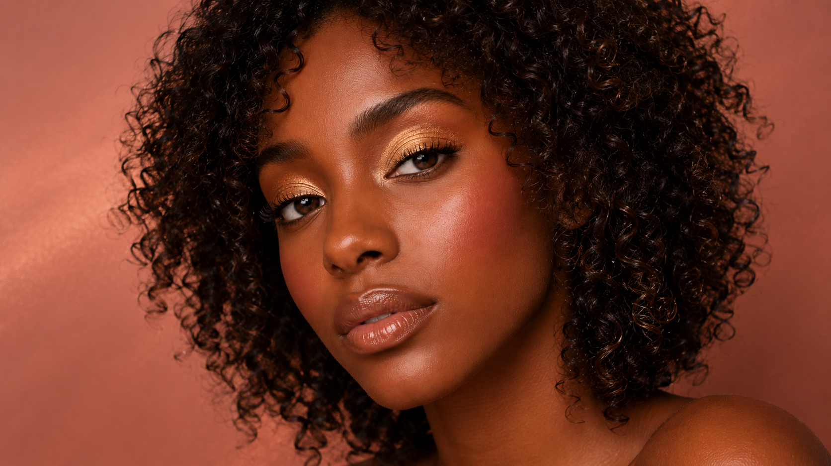 Cream vs. Powder Eyeshadow: How to Choose
