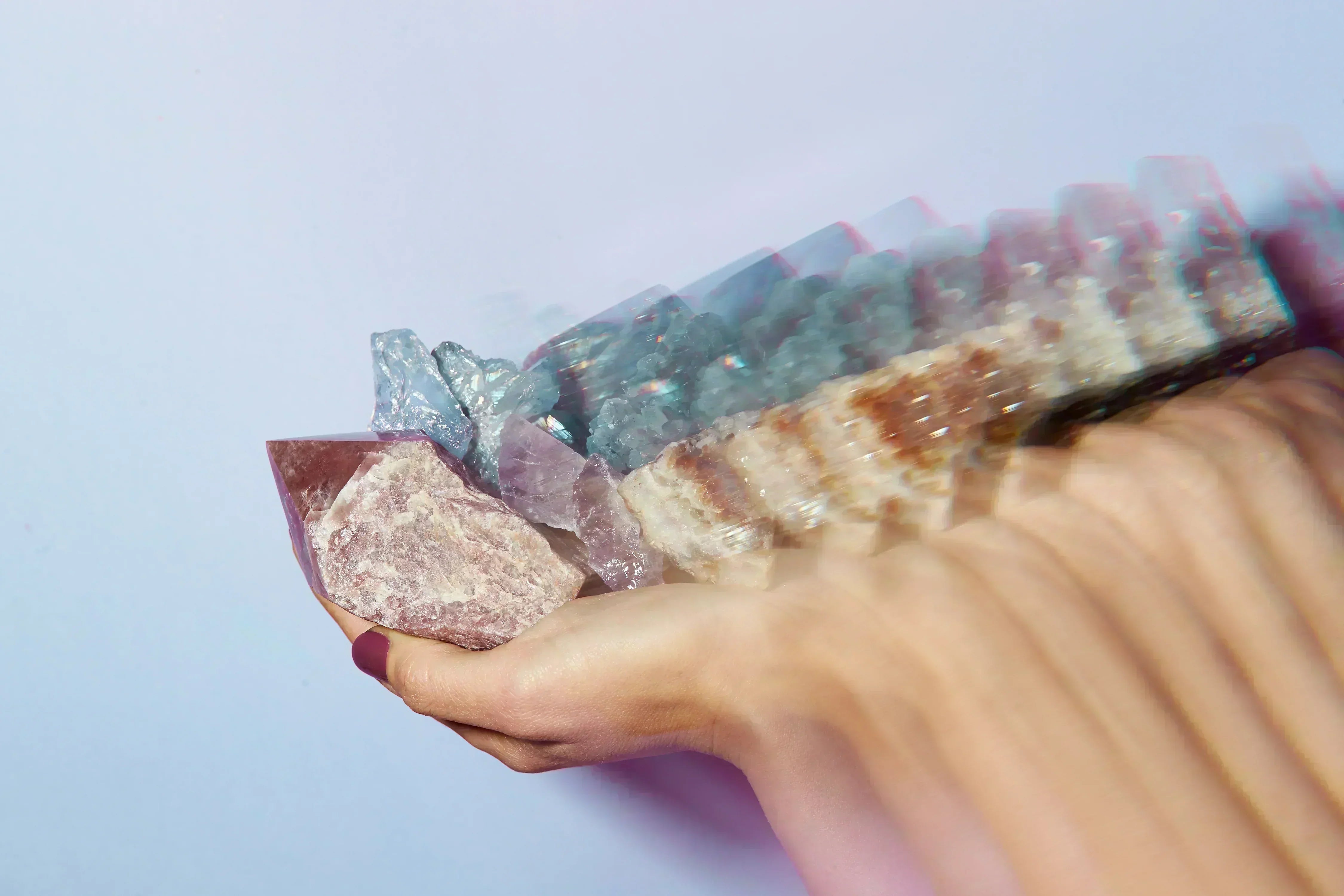 Crystals: The Science | THR Beauty Blog | #goodvibesbeauty Crystals: The Science | THR Beauty Blog | #goodvibesbeauty