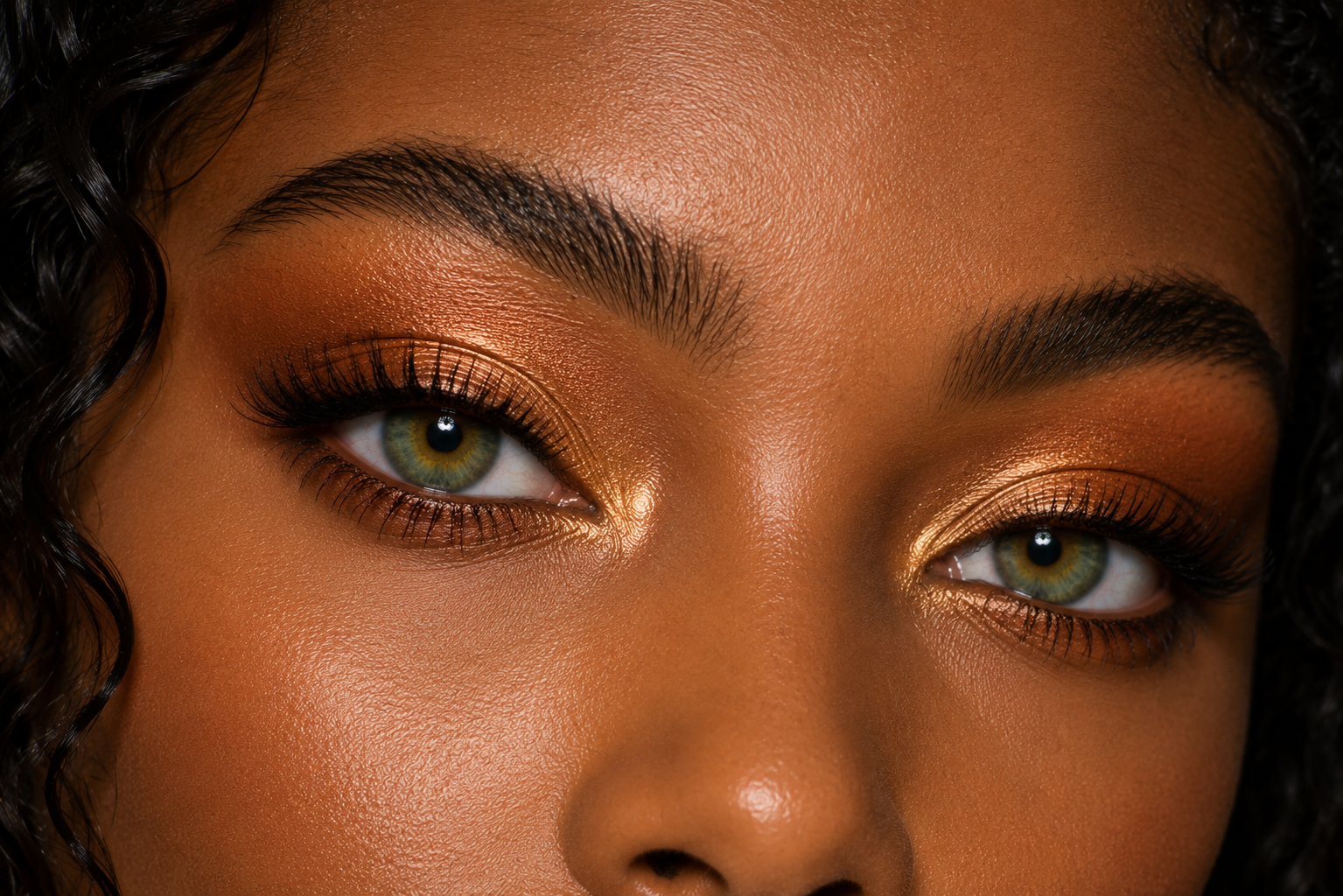 Eye Maxxing for Green Eyes: The Best Eyeshadow Colors to Make Green Eyes Pop